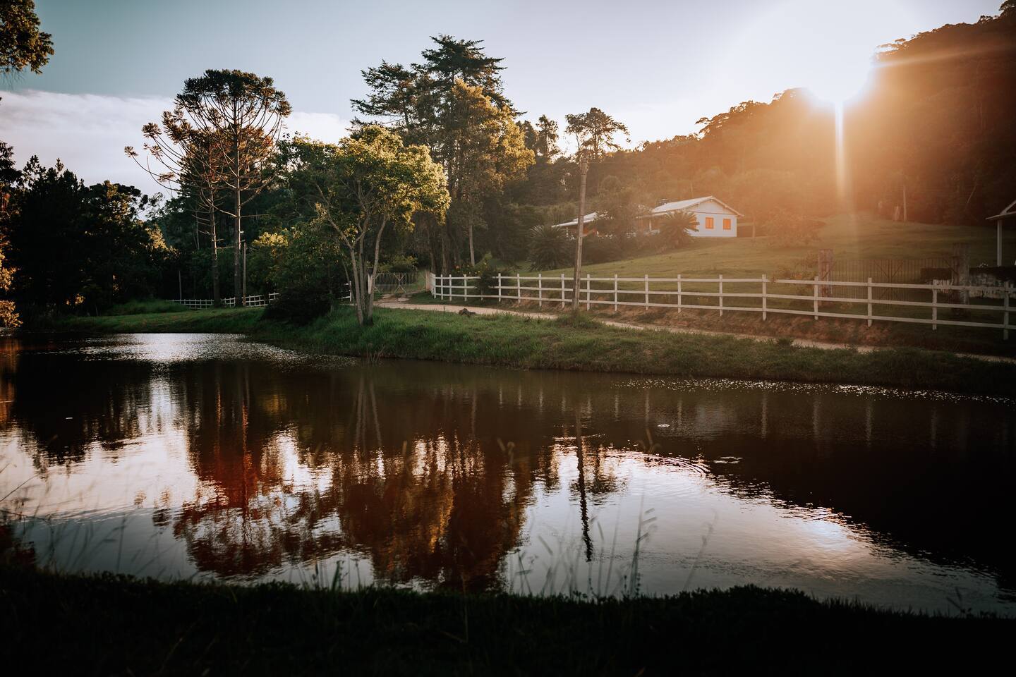 Área da fogueira no Sítio Rhein|Dorf em Marechal Floriano ES · noites em volta do fogo nas montanhas capixabas
